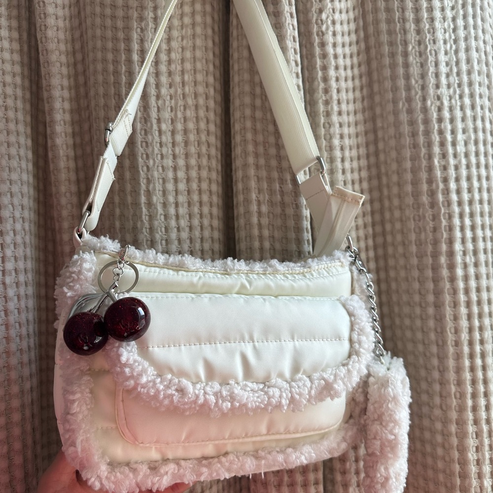 Fur shoulder/crossbody bag